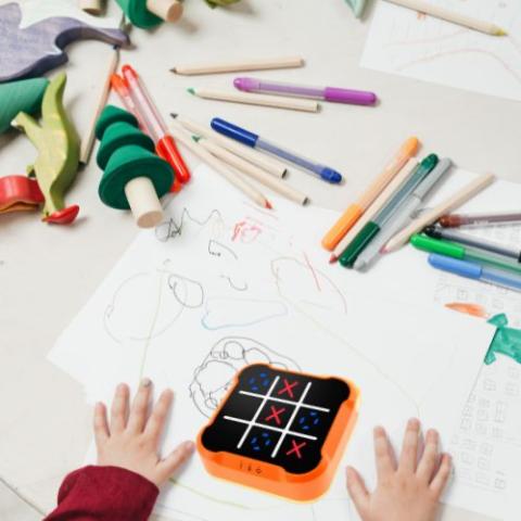 Tic-tac-toe-electronique-orange-enfant