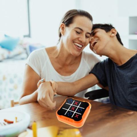 Tic-tac-toe-electronique-orange-parent