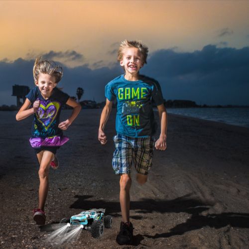 Voiture télécommandée tout terrain éclairage de nuit