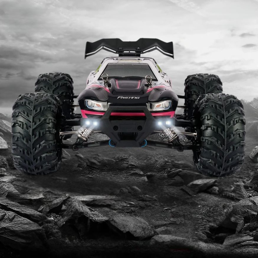 Voiture-tout-terrain-télécommandée-sweep-lumières-led