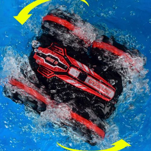 Voiture-tout-terrain-télécommandée-dans-eau