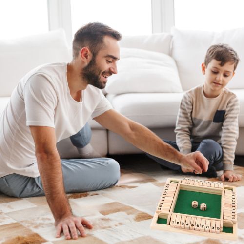 Jeu de société en bois naturel