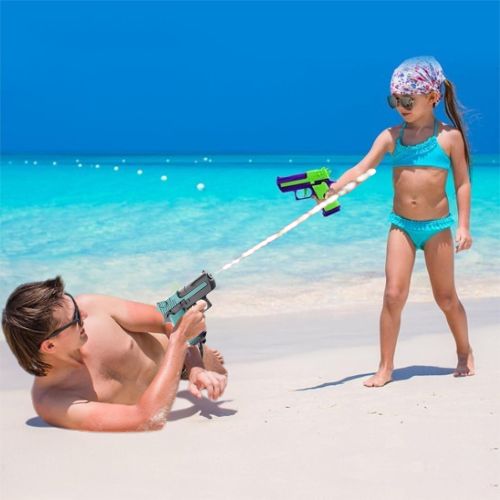 Pistolet-à-eau-à-la-plage