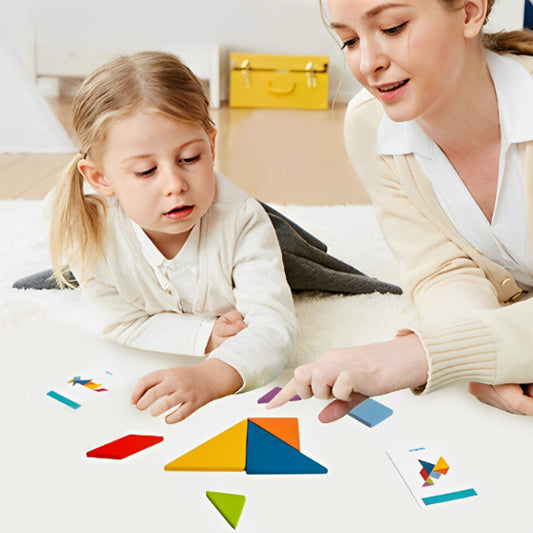 Puzzle-en-bois-tangram-famille