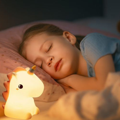Veilleuse-enfant-licorne-sommeil