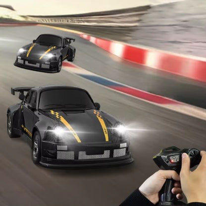 Voiture télécommandée drift couleur noire